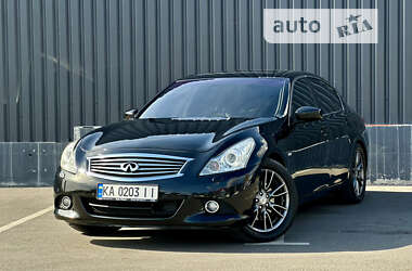 Седан Infiniti G25 2010 в Киеве