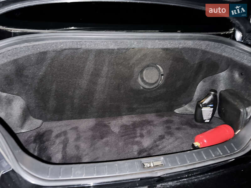 Седан Infiniti G25 2012 в Львові