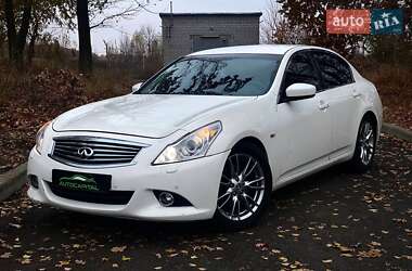 Седан Infiniti G25 2012 в Киеве