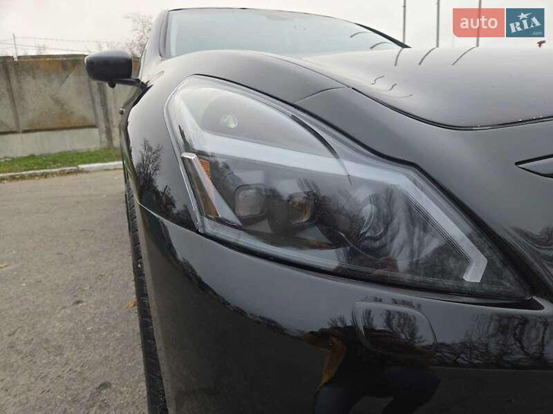 Седан Infiniti G25 2011 в Криховцах