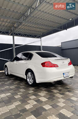 Седан Infiniti G25 2011 в Полтаві