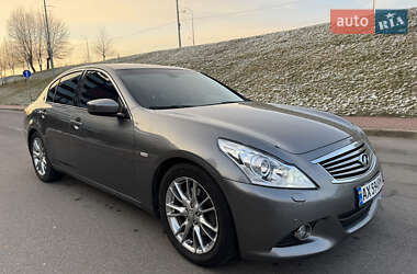 Седан Infiniti G25 2010 в Києві