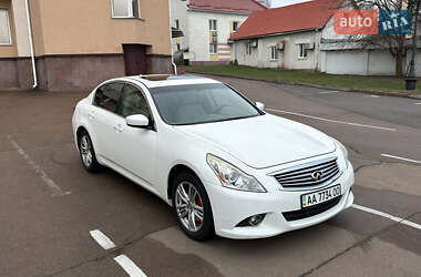 Седан Infiniti G25 2011 в Киеве