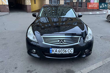 Седан Infiniti G25 2012 в Киеве