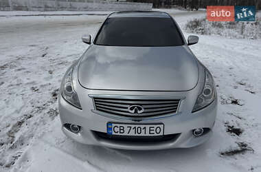 Седан Infiniti G25 2012 в Киеве