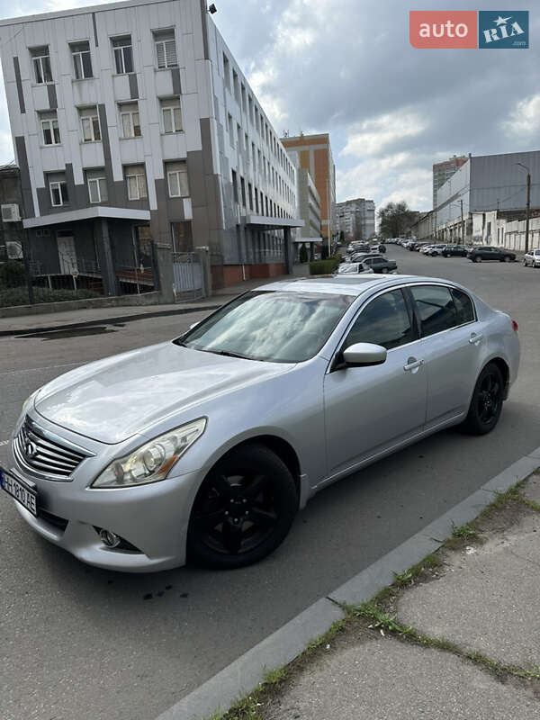 Седан Infiniti G25 2010 в Одесі