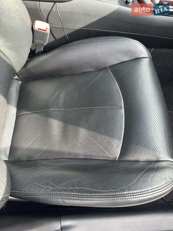 Седан Infiniti G25 2010 в Києві