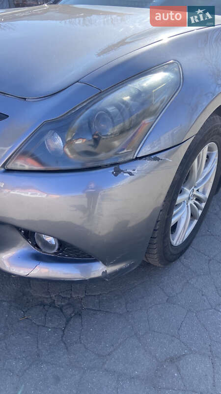 Седан Infiniti G25 2012 в Умани