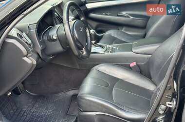 Седан Infiniti G25 2011 в 