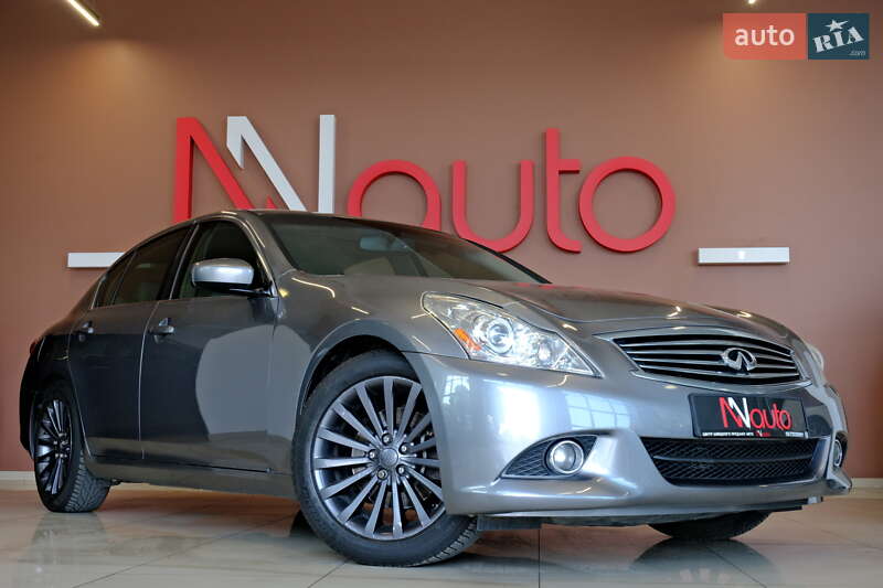 Седан Infiniti G25 2011 в Одессе