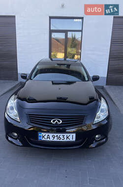 Седан Infiniti G25 2011 в Києві