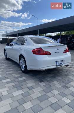 Седан Infiniti G25 2011 в Полтаві