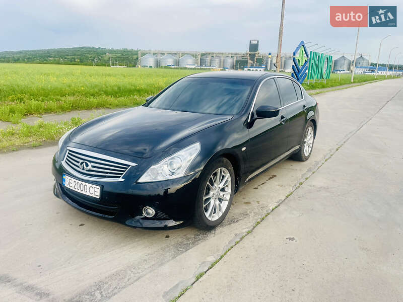 Седан Infiniti G25 2012 в Вознесенську