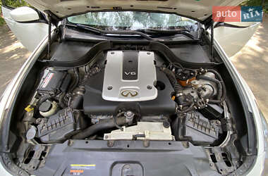Седан Infiniti G25 2011 в 