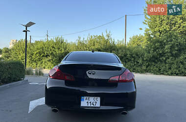 Седан Infiniti G25 2012 в 