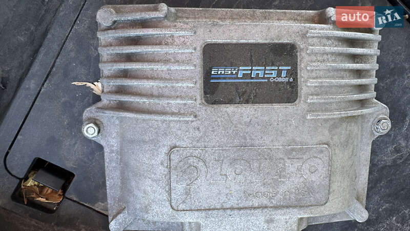 Седан Infiniti G25 2010 в Запоріжжі