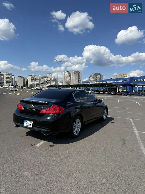 Седан Infiniti G25 2010 в Києві