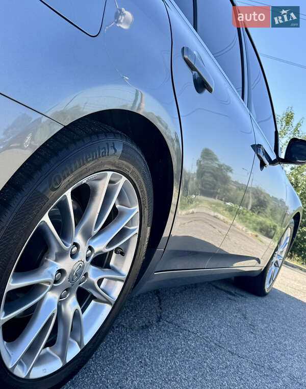 Седан Infiniti G25 2010 в Запорожье