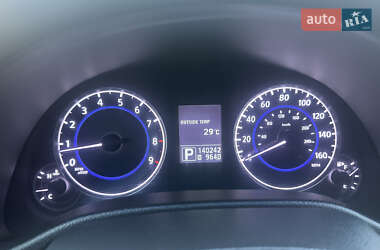 Седан Infiniti G25 2012 в 