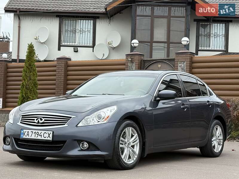 Седан Infiniti G25 2011 в Києві