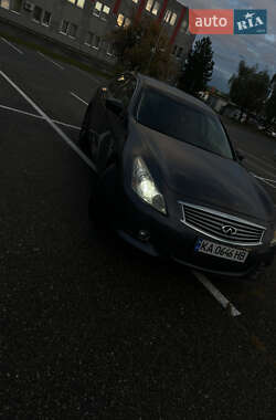 Седан Infiniti G25 2011 в Ужгороде Седан Infiniti G25 2011 в Ужгороде