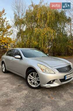 Седан Infiniti G25 2010 в Черкасах