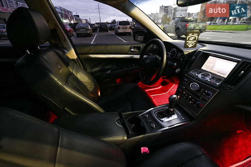 Седан Infiniti G25 2012 в Чернигове фото 67 Седан Infiniti G25 2012 в Чернигове