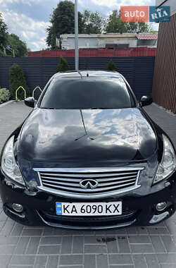 Седан Infiniti G25 2010 в Золотоноше