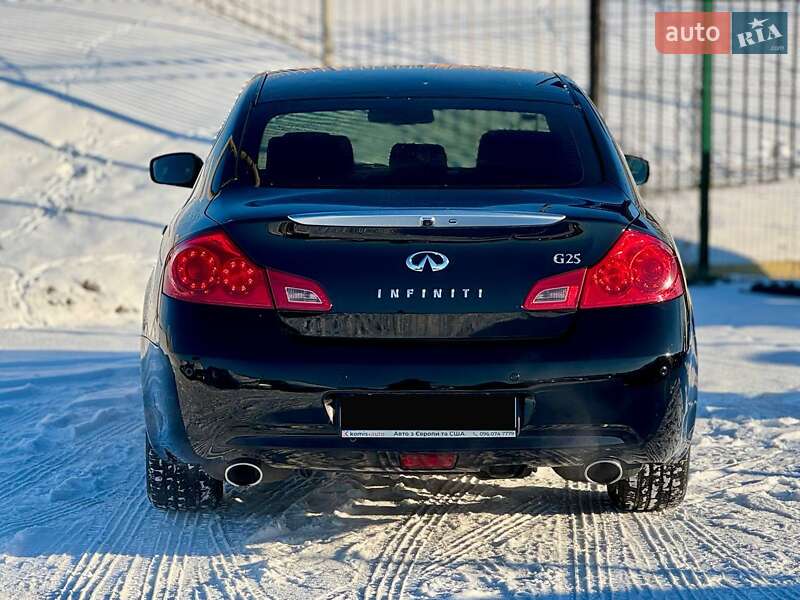 Седан Infiniti G25 2012 в Києві