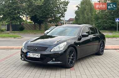 Седан Infiniti G25 2010 в Луцьку