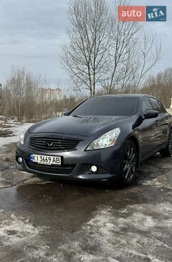 Седан Infiniti G25 2010 в Киеве