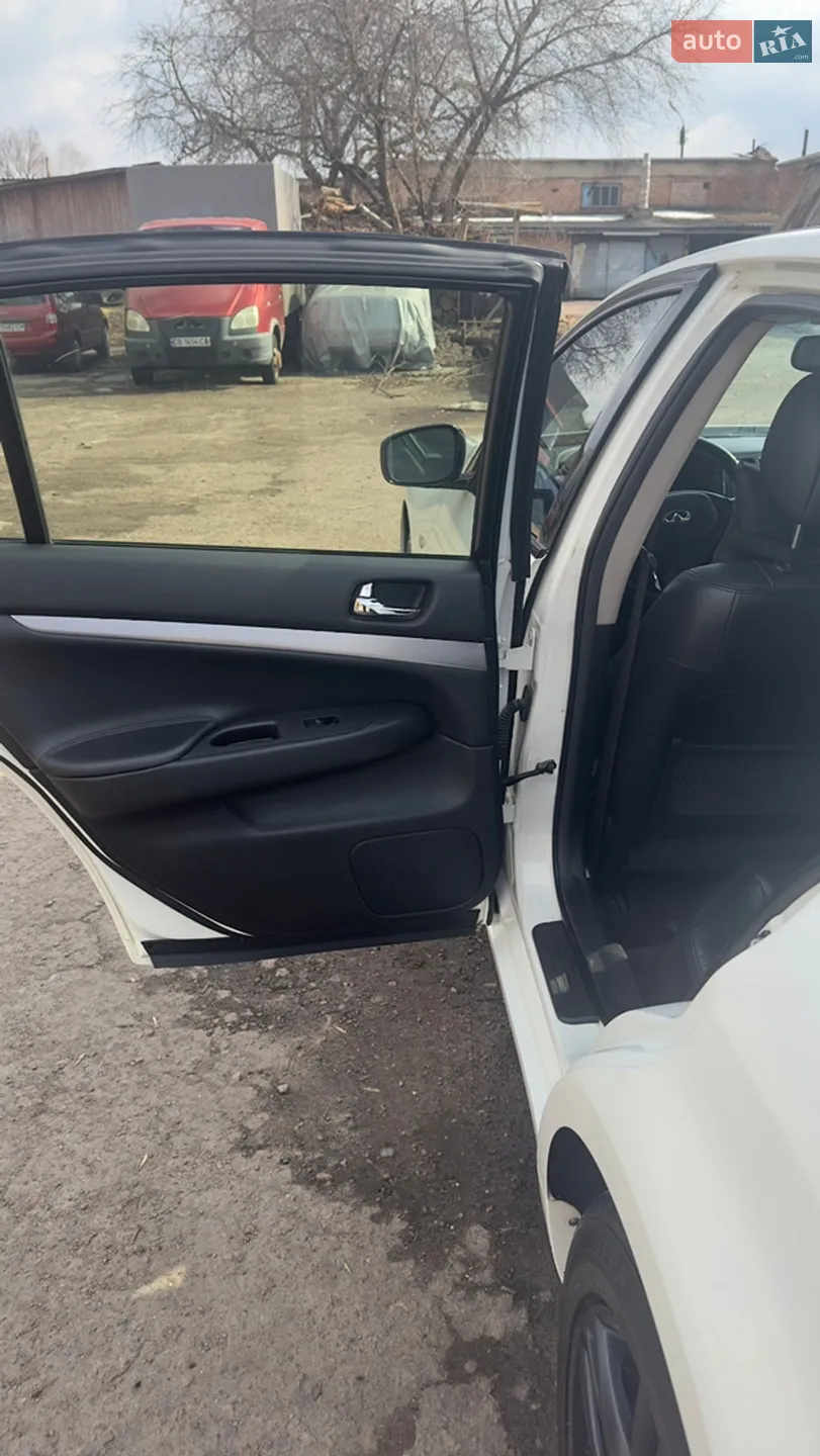 2012 Infiniti G - мініатюра 13