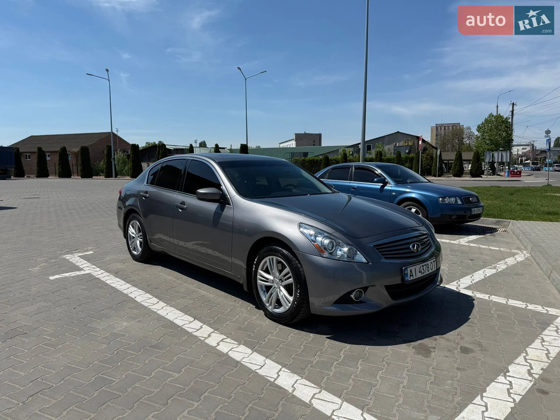 2011 Infiniti G - мініатюра 6