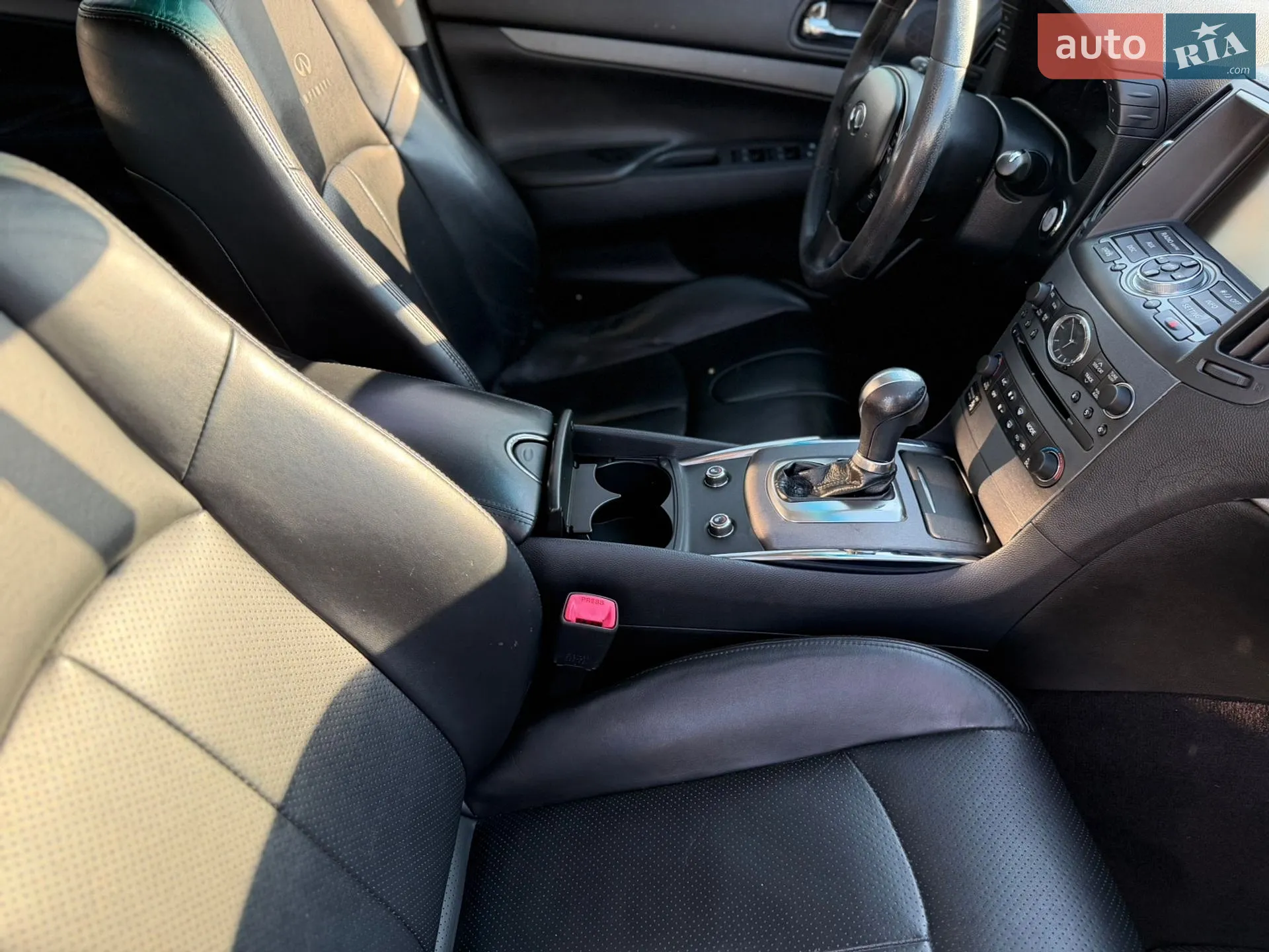2011 Infiniti G - мініатюра 25