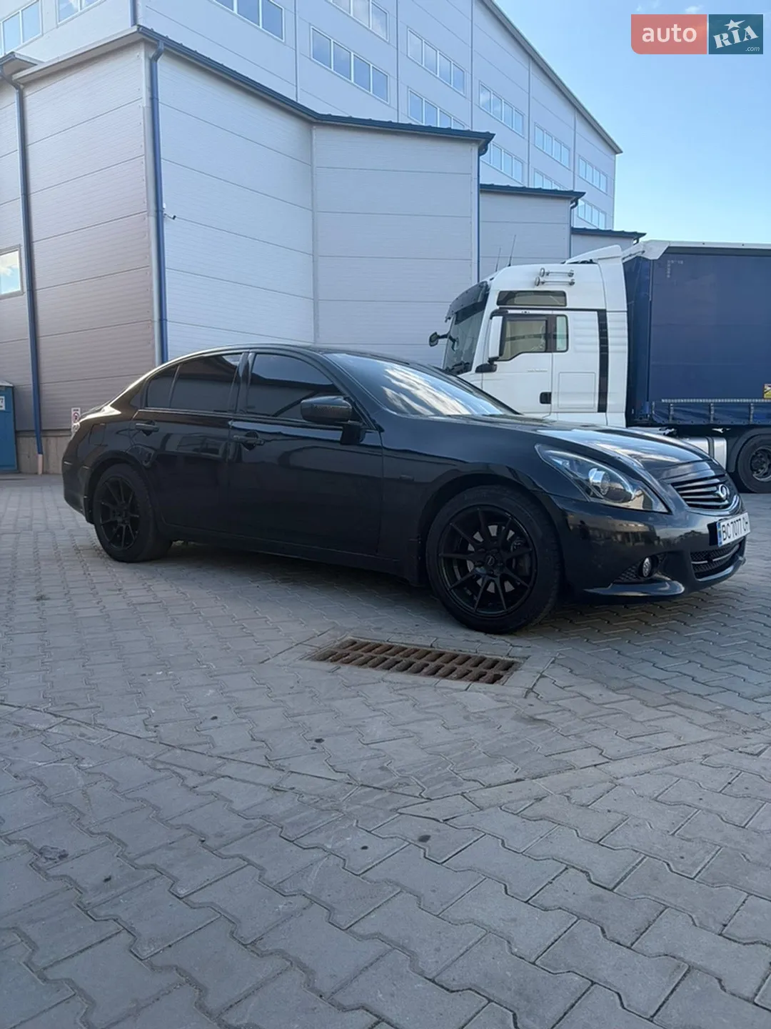 2012 Infiniti G - мініатюра 7