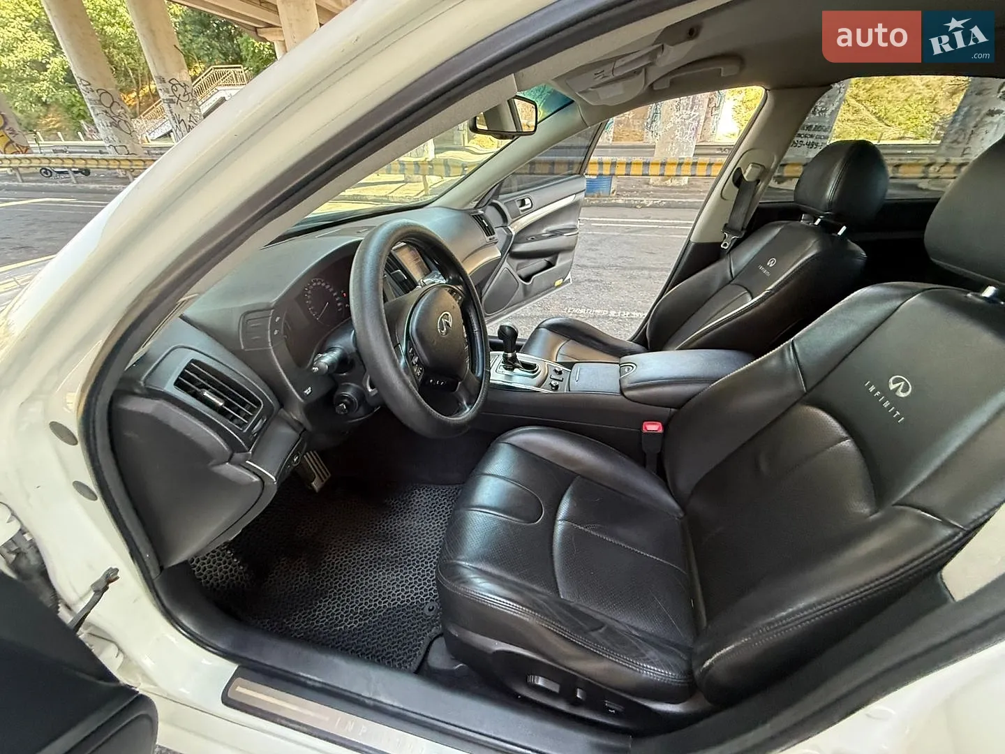 2012 Infiniti G - мініатюра 70