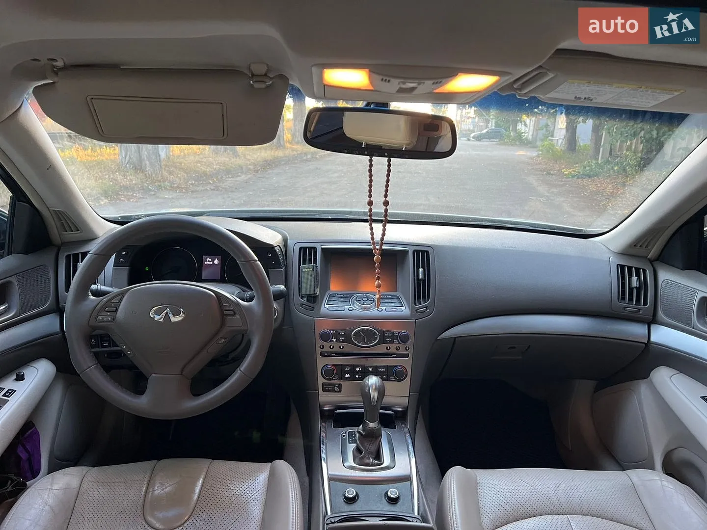 2012 Infiniti G - мініатюра 9