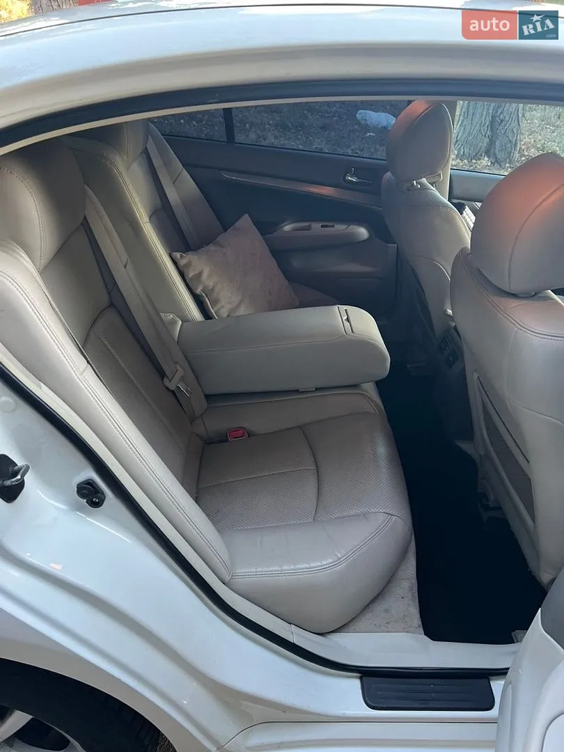 2012 Infiniti G - мініатюра 12
