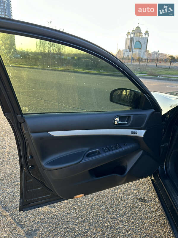 Седан Infiniti G35 2007 в Києві