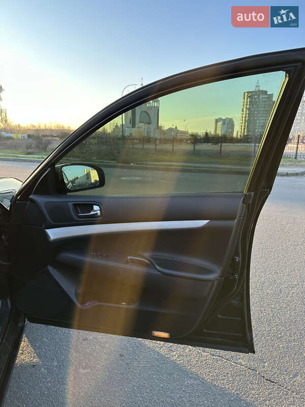 Седан Infiniti G35 2007 в Києві