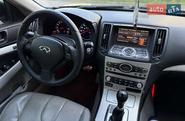 Седан Infiniti G35 2007 в 