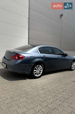 Седан Infiniti G35 2008 в 