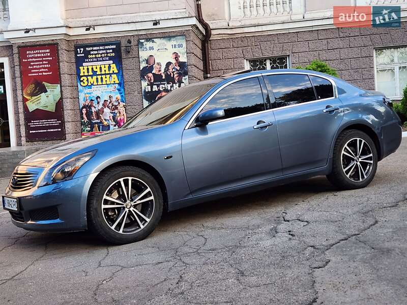 Infiniti G35 2008