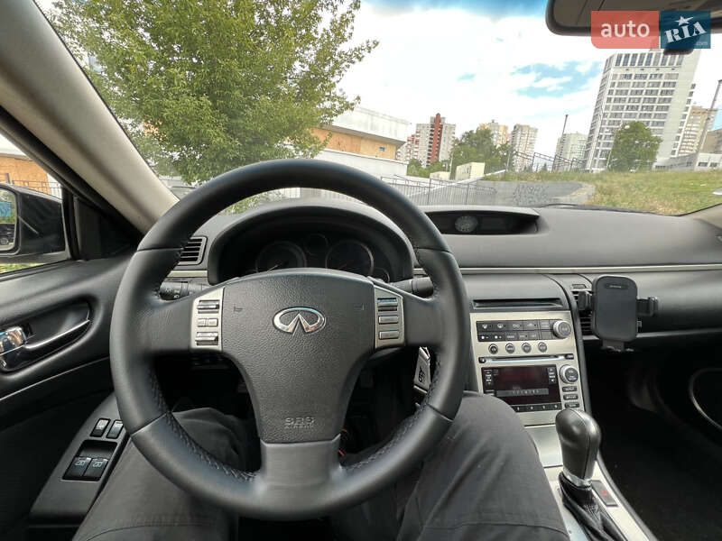 Купе Infiniti G35 2006 в Києві