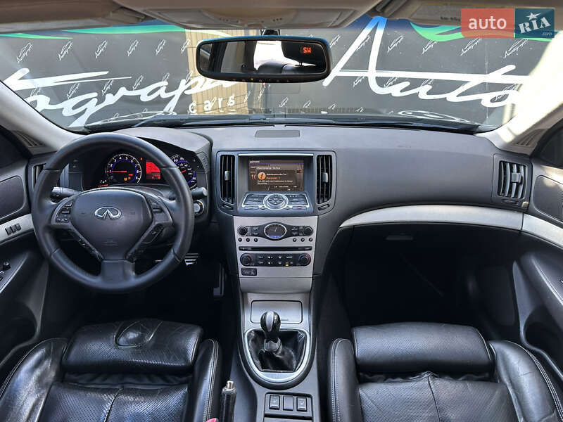 Седан Infiniti G35 2008 в Киеве