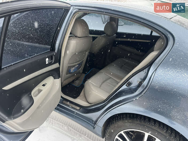 Седан Infiniti G35 2008 в Дніпрі