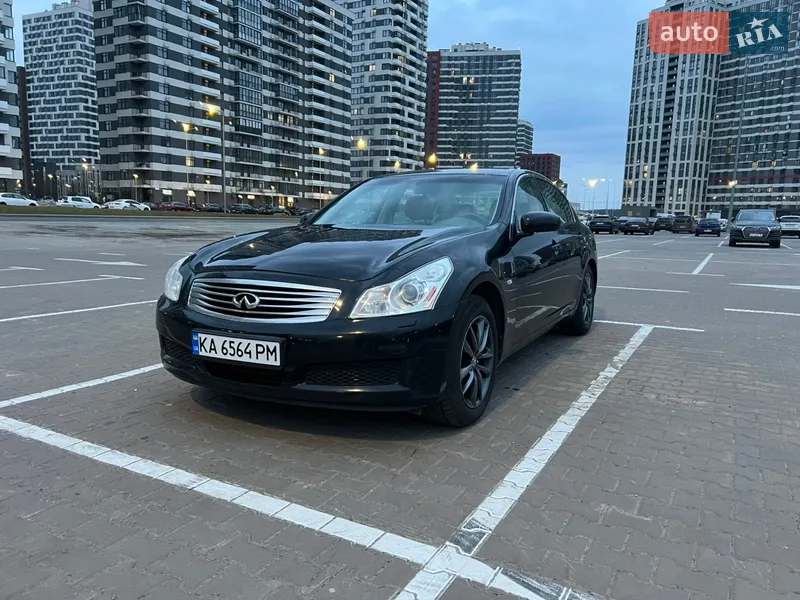Infiniti G35