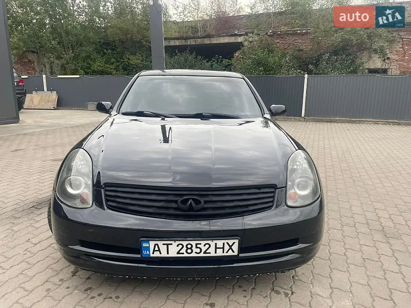Infiniti G35 2004