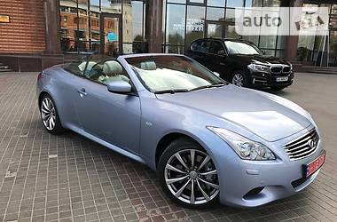 Кабриолет Infiniti G37 2011 в Киеве