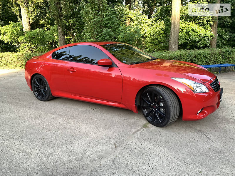 Купе Infiniti G37 2008 в Києві